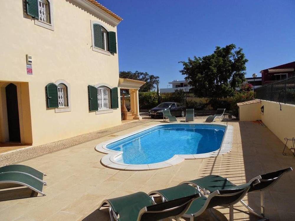 & Beds Dp Albergue Albufeira
